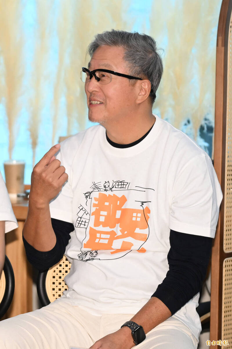 前TVBS主播憂裁員風暴 王偉忠神吐嘈：哪個主播不演戲