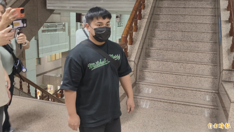 （影）邱軍酒駕致死又肇逃 遭國民法官法庭重判10年徒刑