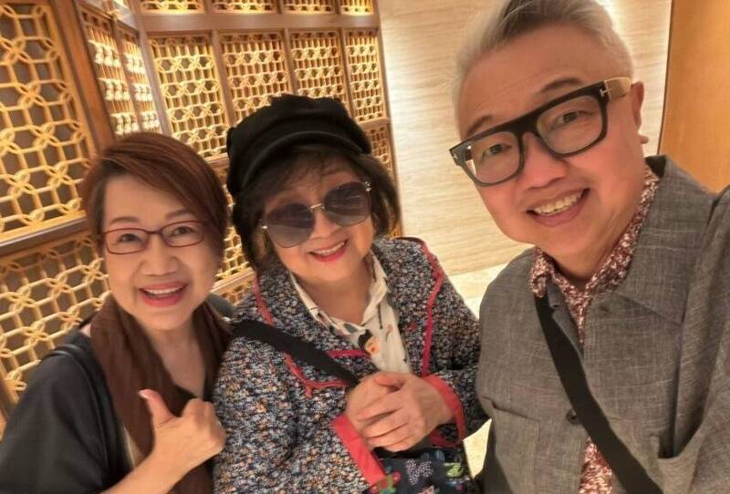 77歲徐小鳳不老驚艷  身上一部份嬌嫩白滑好難得