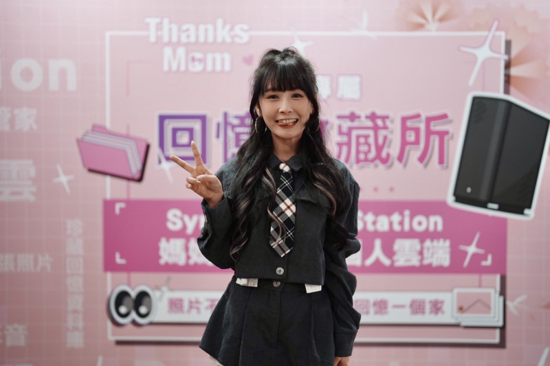 電玩女神紅眼眶…誤刪愛貓合照「隔天竟成永別」