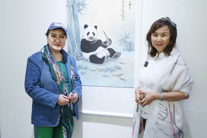 楊麗花罕現身公開力挺乾妹妹！超珍貴畫作全放她家 被認證「最安全的地方」