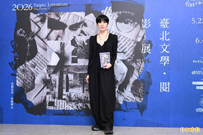 陳珊妮坦承私下偏愛「壞一點、狠一點」的作品。（記者胡舜翔攝）