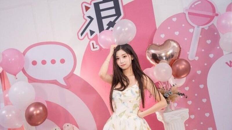 遭酸盤子！李珠珢金主乾爹身分曝光 曬「億級股票後台」回擊：我花得起