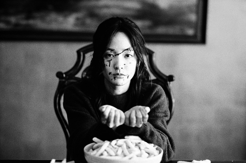王淨在《沉默的審判》中挑戰高難度的人格分裂。（黃人有限公司提供）