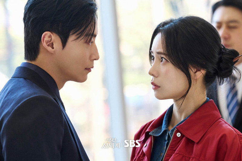 《大君夫人》還沒下檔 《王室死對頭》3天衝Netflix全球第一