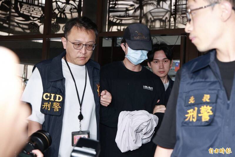 不只火焰槍!孫安佐另被搜出疑具「殺傷力」模擬槍 罪刑恐升級