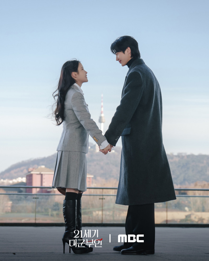 《大君夫人》完結收視出爐!邊佑錫自廢王位放閃IU 狂飆13.8%創新高謝幕