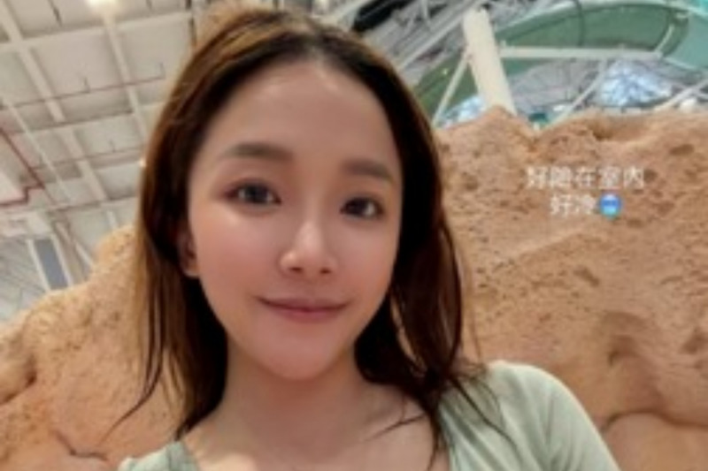 賴慧如辣泳裝解放 深U挖空一路開到腰 網暴動:太兇