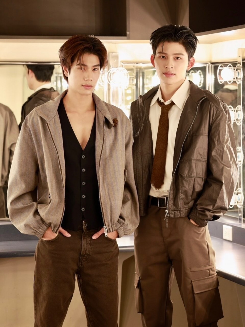 Phuwin（左）、Pond人氣水漲船高。（翻攝自GMMTV IG）
