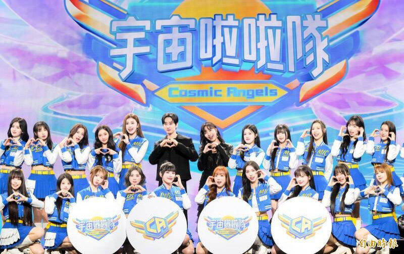 《宇宙啦啦隊》疑抄襲GFRIEND舞步！編舞老師才道歉「秒刪文關版」
