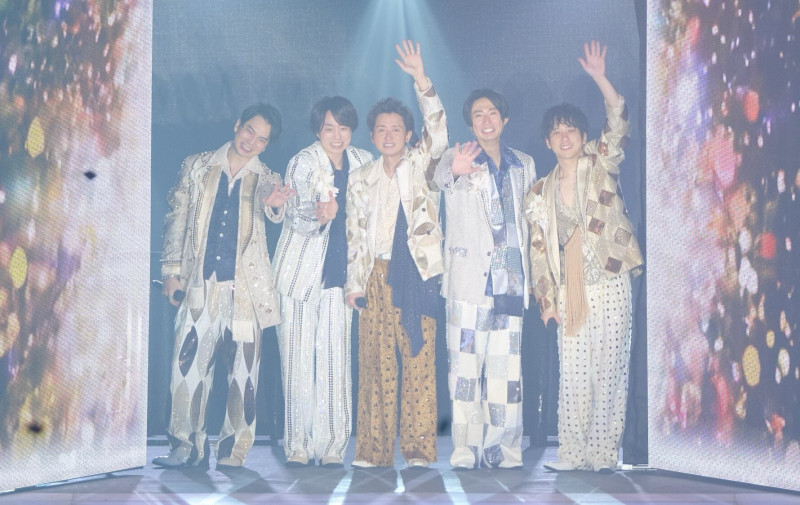 ARASHI東京巨蛋淚崩謝幕 櫻井翔痛哭告白：我們5人就是嵐