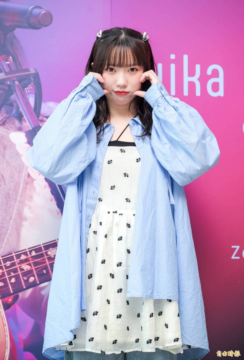 Yuika拒絕再吃臭豆腐。（記者王文麟攝）