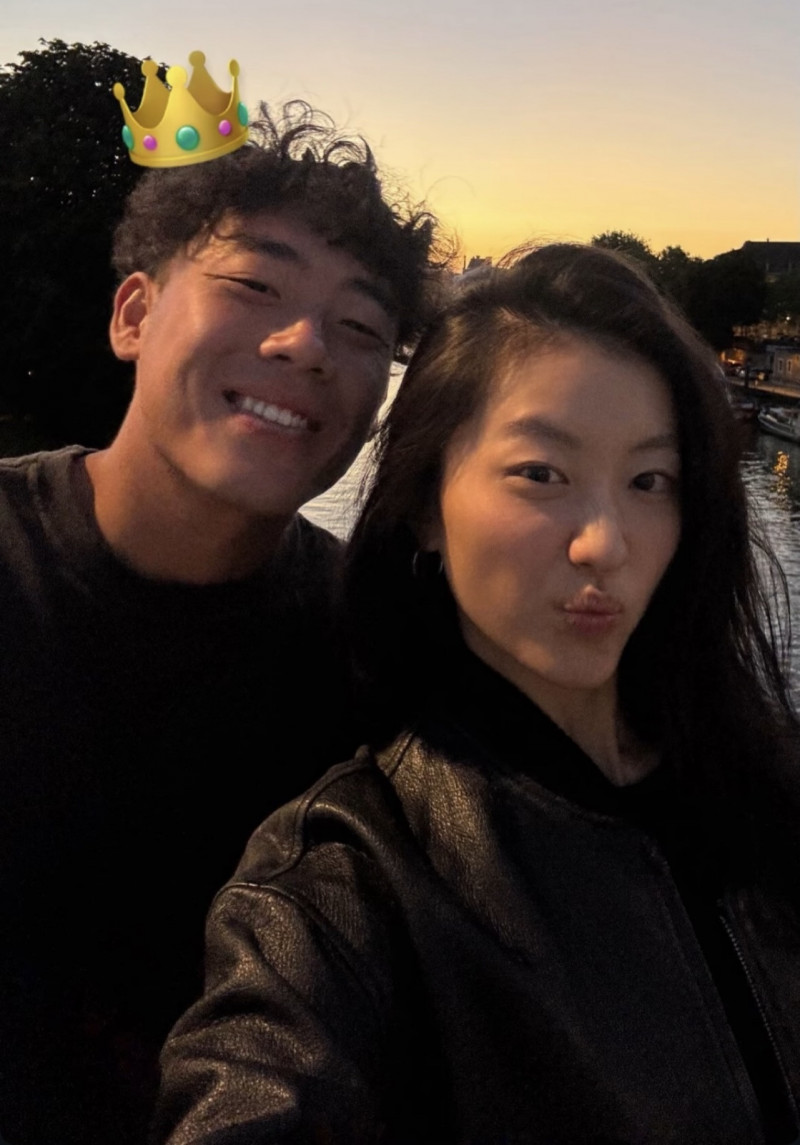 陳奕迅愛女陳康堤（右）為網球選手男友黃澤林獻上生日祝福。（翻攝自IG）