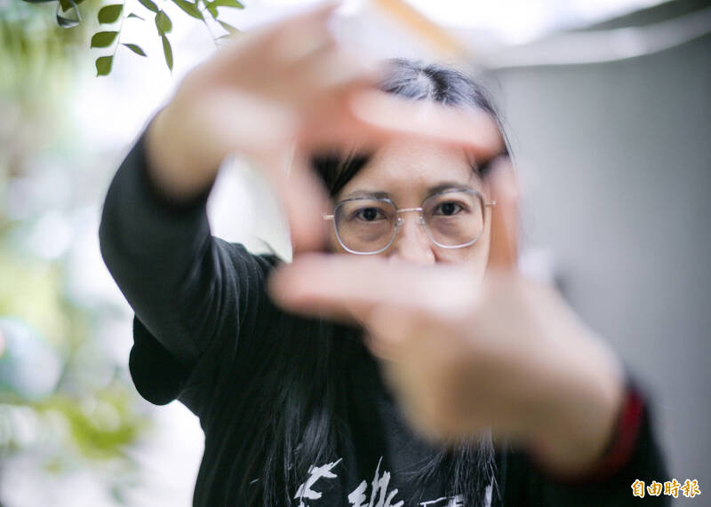 蔡銀娟形容，生輔員其實像是孩子們的「代理父母」。（記者王文麟攝）