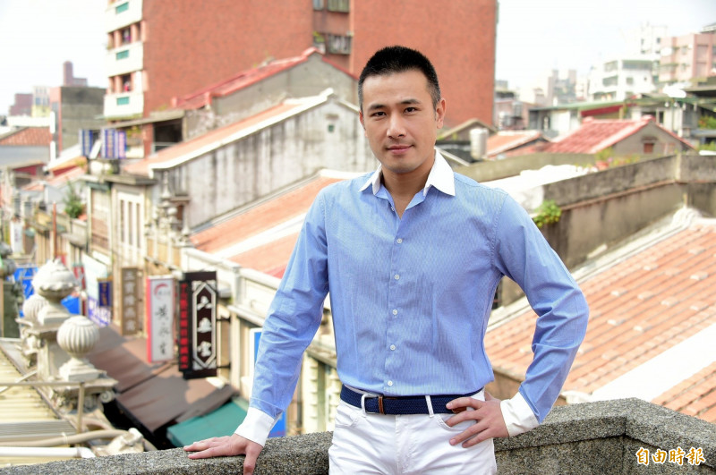 傅子純遺孀喪夫後仍擔心業配 廠商心疼：真的要哭了
