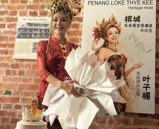 香港波神葉子楣登六 性感依舊跳脫舒適圈