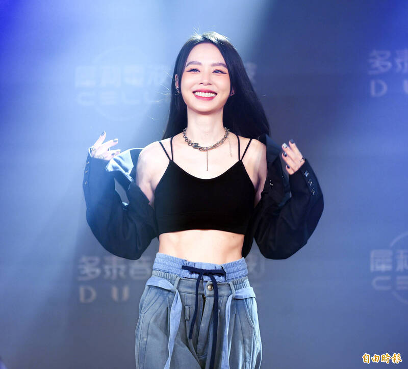 45歲孫淑媚美成Jennie...認了「化妝自己來」 哀嘆單身12年沒人追