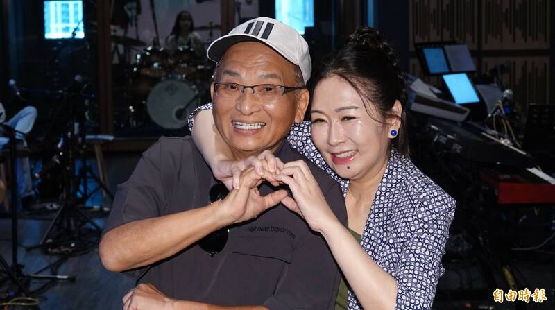 孔鏘自爆一夫多妻制 大咖天后高調示愛:下輩子當你老婆