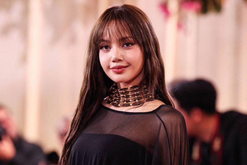 LISA真的情斷LV三公子?罕見認了:我才是心碎的那方