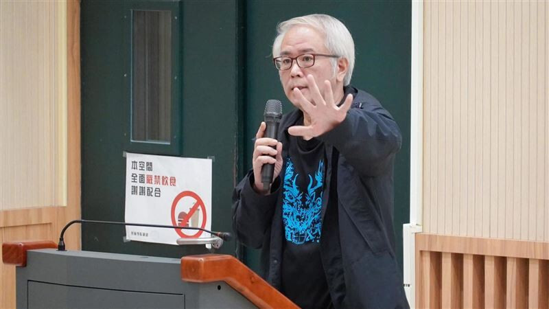 導演汪怡昕曾拍過《國際橋牌社》。（翻攝自臉書）