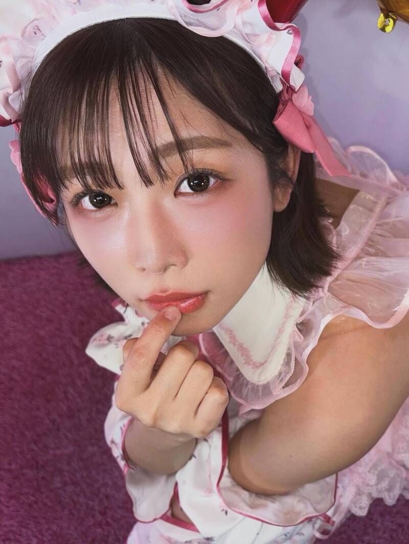 海關不相信紗倉真菜當時23歲，認為她只有15歲。（翻攝自IG）
