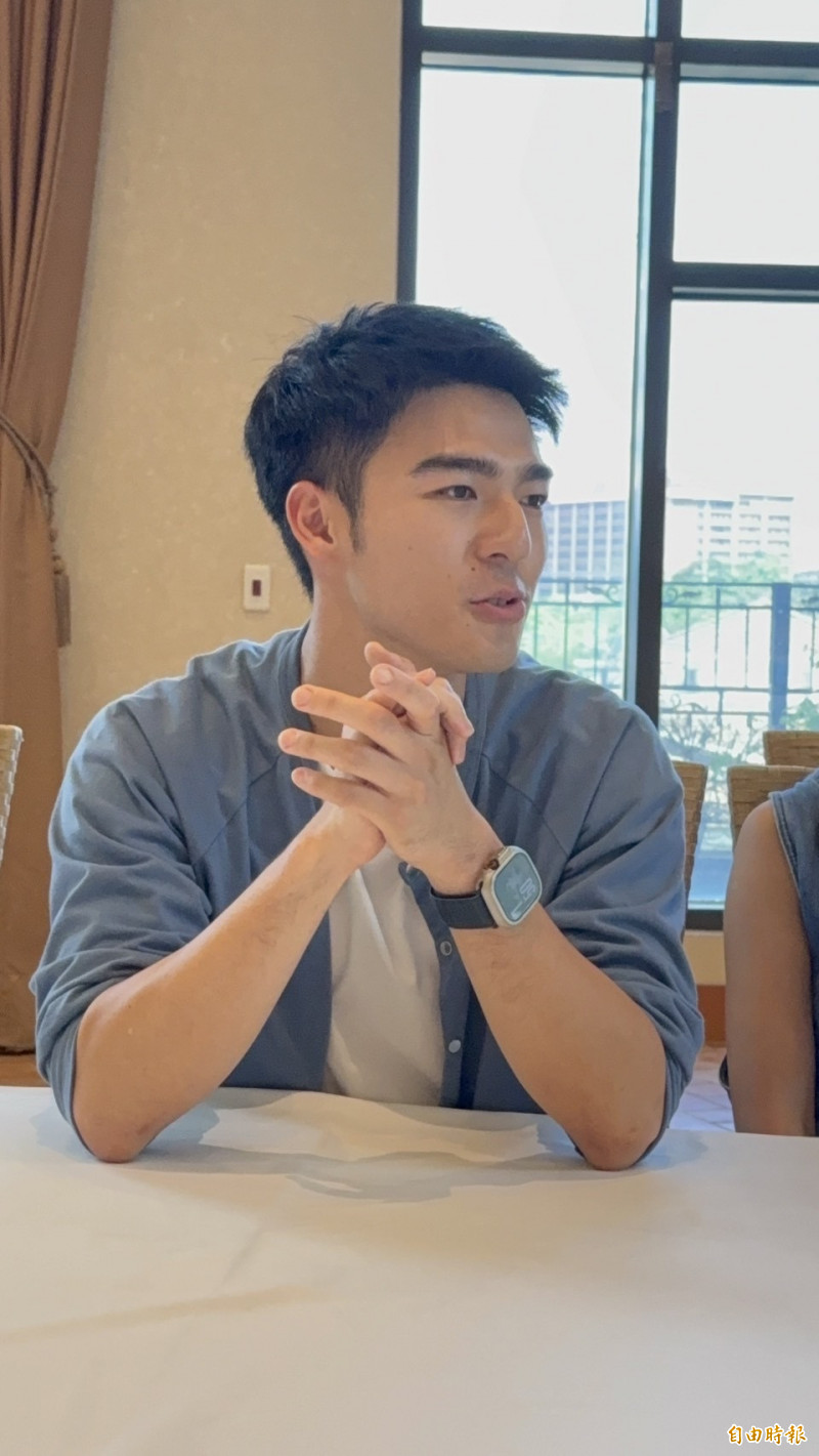陳昊森認愛小2歲的中國女星蘭西雅。（記者李紹綾攝）