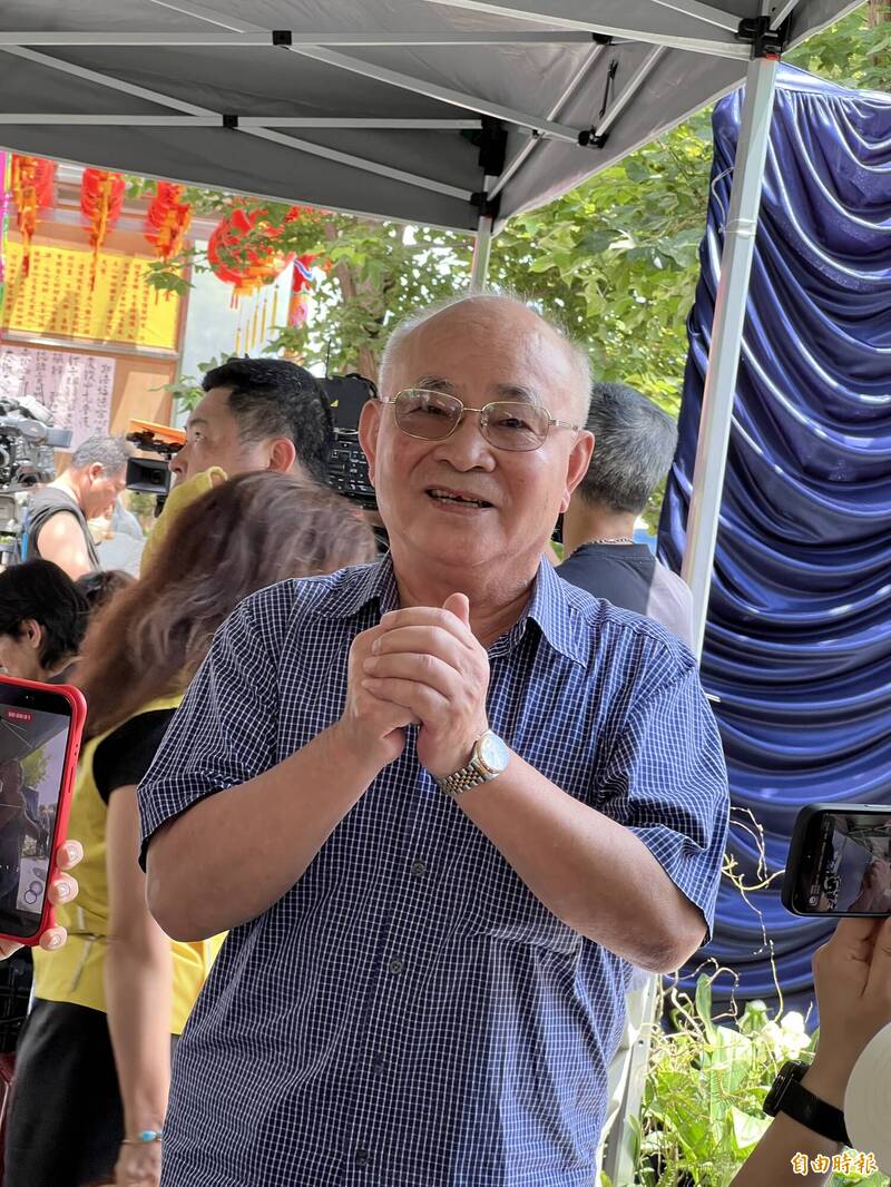 傅子純爸爸傅暎輝向媒體致謝。（記者李紹綾攝）