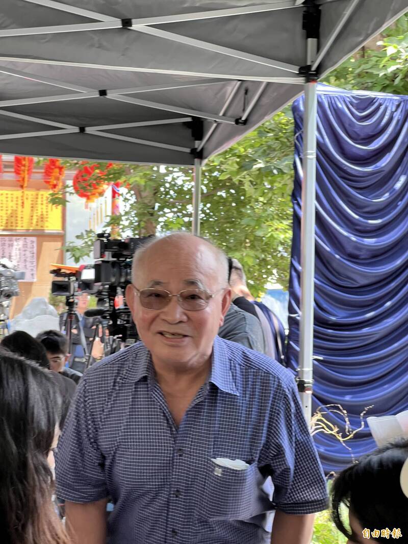 傅子純爸爸傅暎輝向媒體致謝。（記者李紹綾攝）