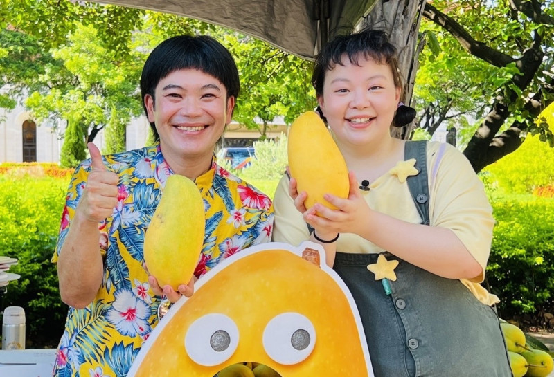 八點檔女星嗨秀「切芒果神技」全場看呆 馬國弼吃到失控狂買單