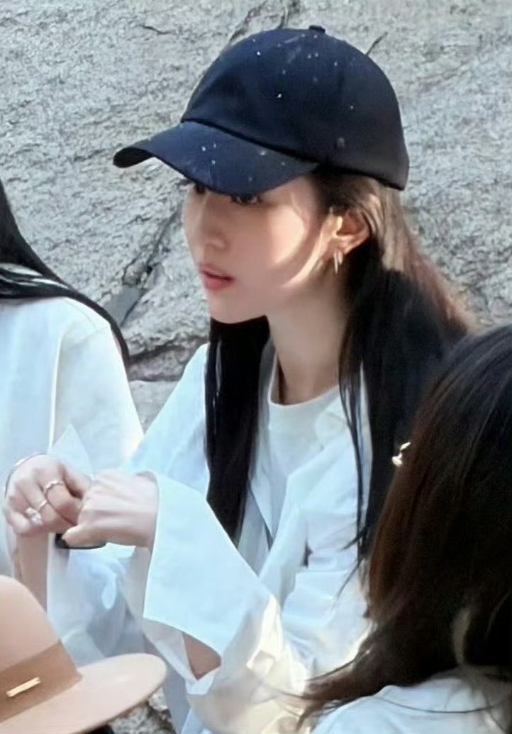 劉亦菲38歲素顏美成這樣 「畫面糊到像舊片」卻驚呆全網