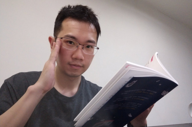 網紅醫師蒼藍鴿揭殘酷現況 勸退全職YouTuber