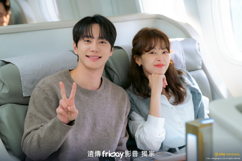 李濬榮（左）、李宙明合作《新進社員姜會長》完美落幕。（friDay影音提供）