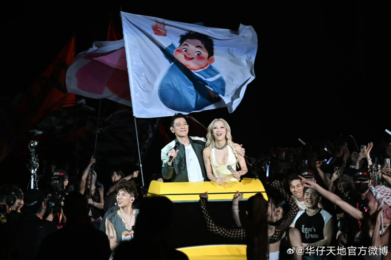 鄭秀文演唱會喊卡改辦答謝會 邀來超大咖天王全場嗨翻了