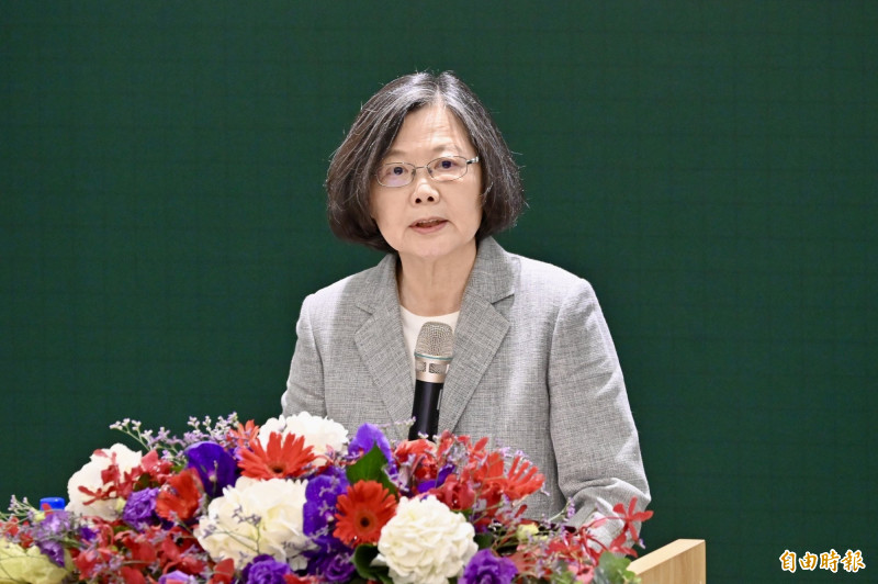 前總統蔡英文留言給崔始源。（記者叢昌瑾攝）