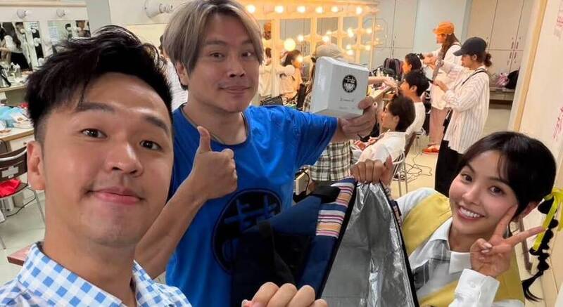 卡古斜槓賣雞蛋糕 感受演藝圈濃濃人情味