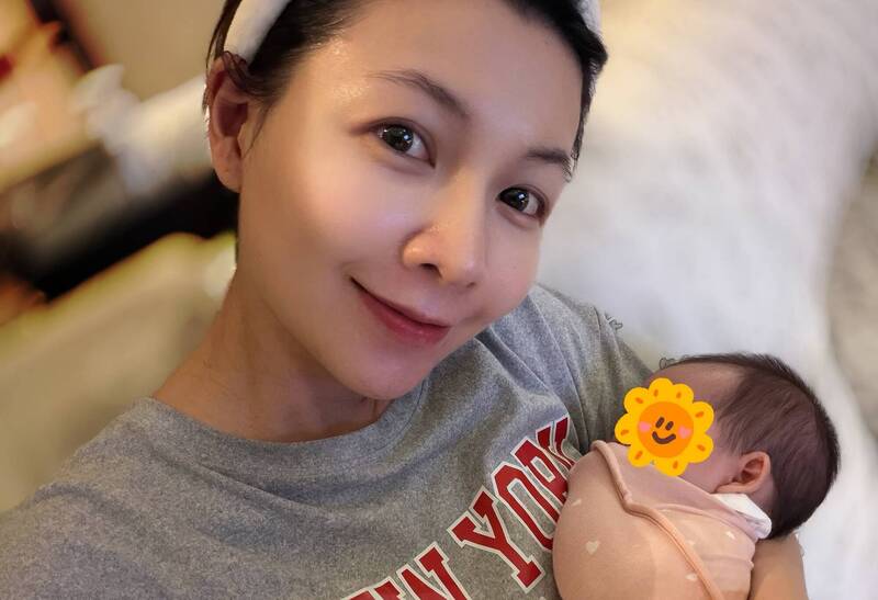謝京穎喜迎雙胞胎女兒 好懷念23腰的自己
