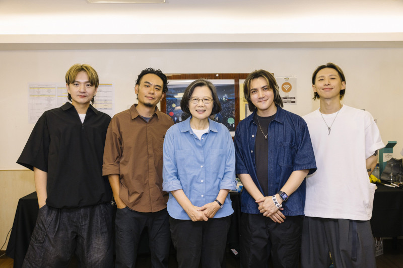 小英來了!前總統小巨蛋坐包廂挺滅火器 最怕楊大正叫她做這事