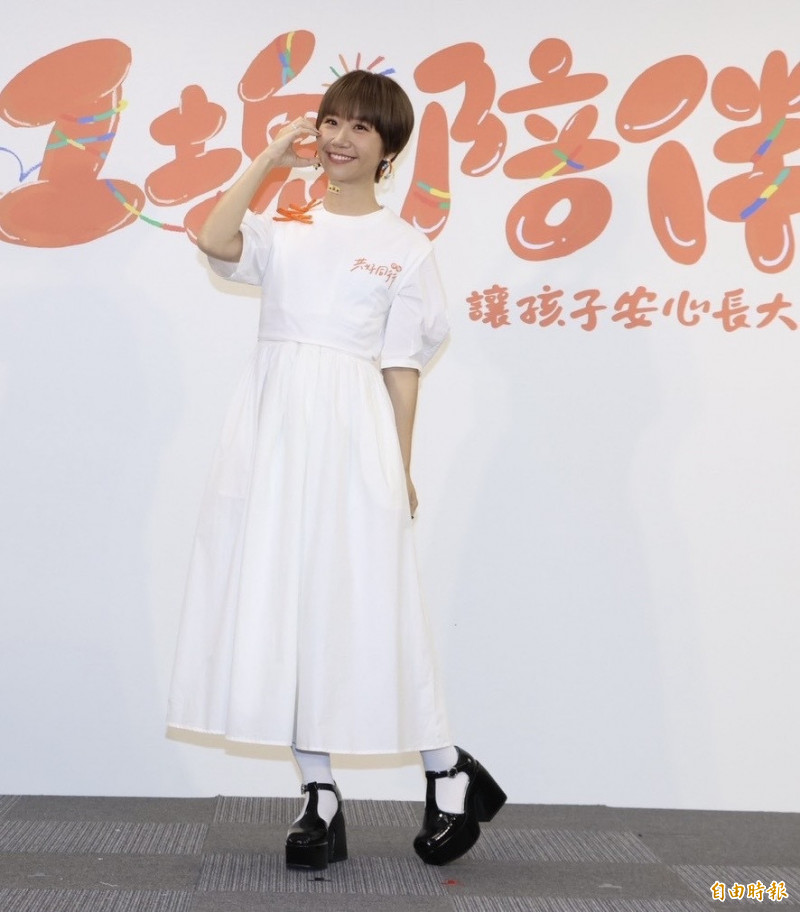 吳宗憲機捷大口吃冰!Lulu突提12年往事「從錯中學」揭他私下面