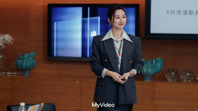 高海寧在主演新劇《夫妻的博弈》飾演廣告界女強人。（台灣大哥大MyVideo提供）