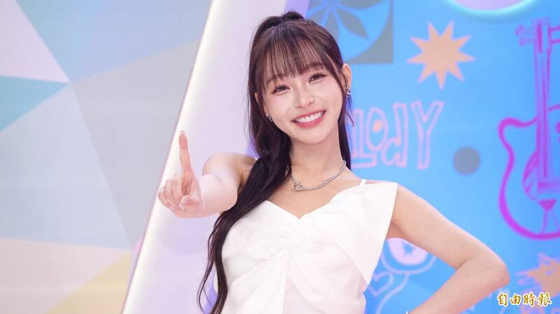 網路留言辱罵林襄及莉奈 男判罰金9000元