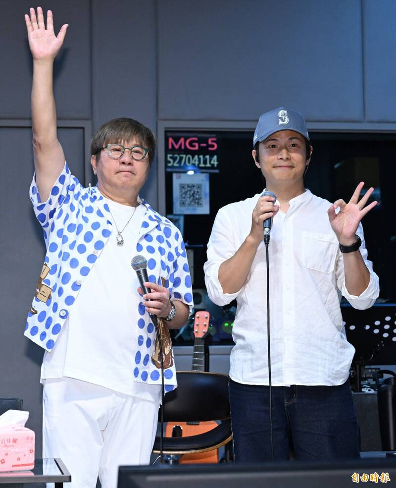 孫協志（右）爆料，胡瓜原本是打算邀請5566參與演出。（記者胡舜翔攝）