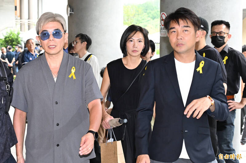 王凱今告別式!謝承均還原「相擁最後一面」 過世前2天還笑著喊馬幼興「爸爸」