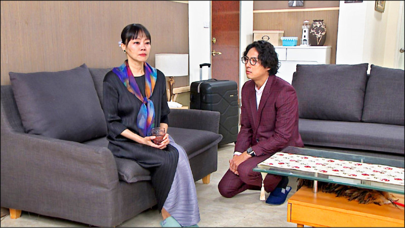 豆腐媽媽精算廣告防轉台 稱霸八點檔 針線緣靠AI逆齡20歲 霍正奇帥回小生樣