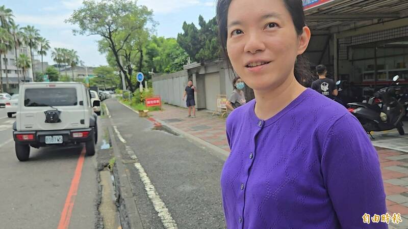 陳幸妤說離婚已經過很久，會選在今天爆發是擔心媒體太無聊。（記者王捷攝）