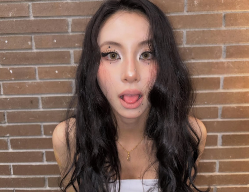 TWICE彩瑛驚傳分手Zion.T!JYP火速打臉:人家交往得好好的