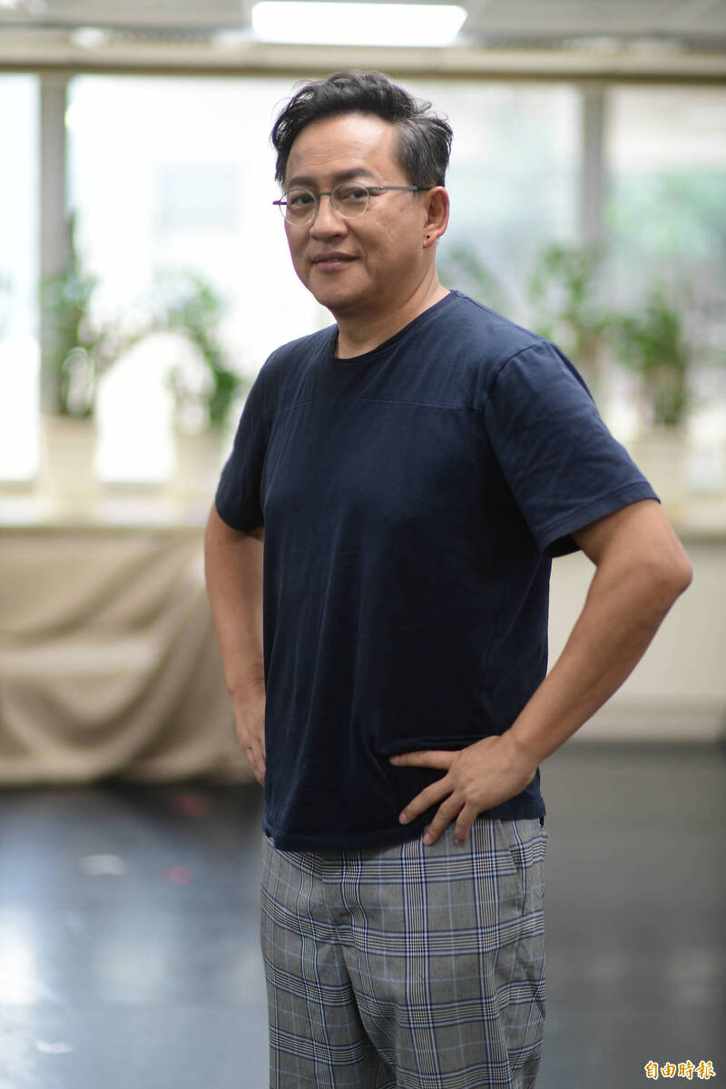 詹姆士遭創始團隊控「心血整碗端走」!經紀人發聲揭始末