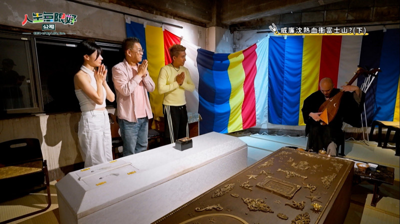 潘若迪喪父揭遺憾!認「沒說過愛他」跪塔前喊話:下輩子再當你兒子