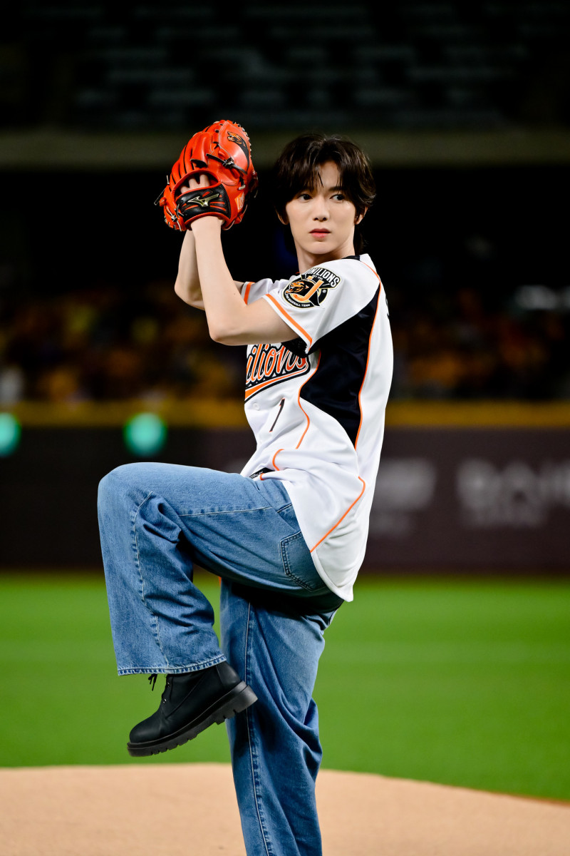 Travis Japan七五三掛龍也架勢100分。（統一獅提供）