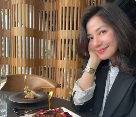 鍾楚紅賀鄭秀文54歲生日   神采飛揚極凍齡