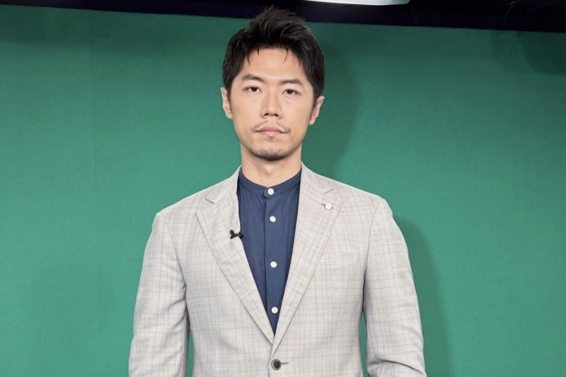 「型男主播」鄧崴驚見倒地!告別三立2個月 轉戰新東家首集累癱